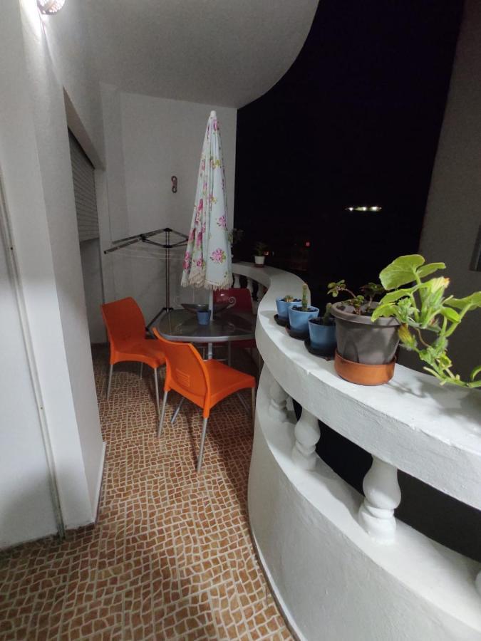 Moderne Appartement ลารัช ภายนอก รูปภาพ
