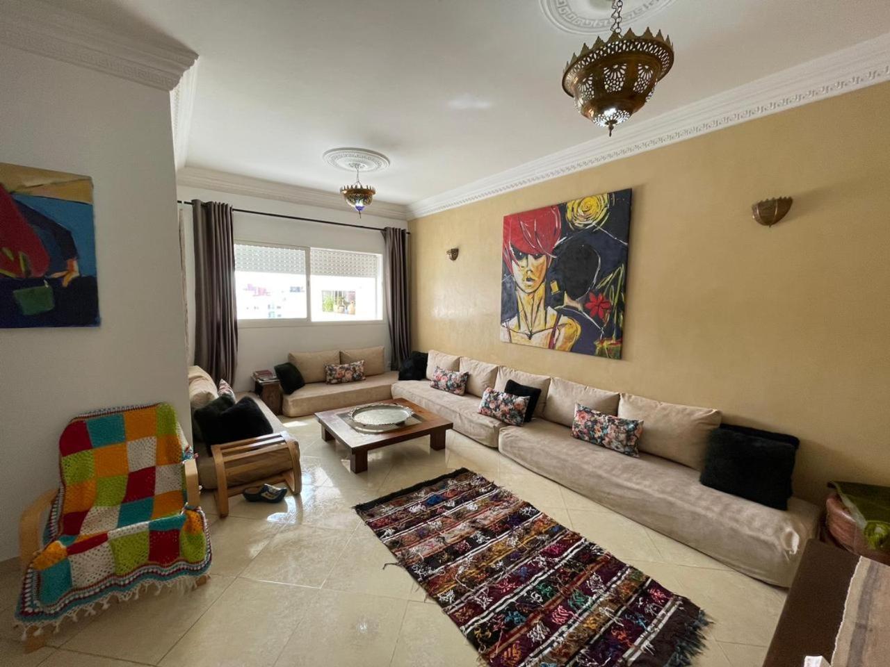 Moderne Appartement ลารัช ภายนอก รูปภาพ